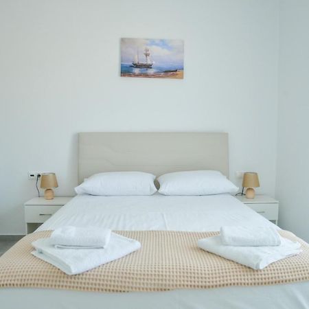 Zeras Apartments Adamantas  Екстериор снимка