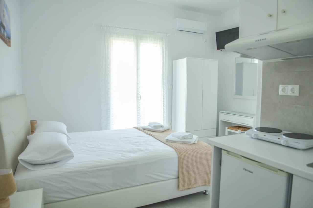 Zeras Apartments Adamantas  Екстериор снимка