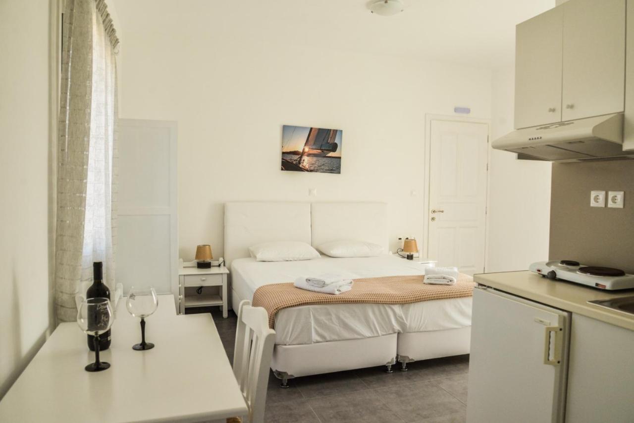 Zeras Apartments Adamantas  Екстериор снимка