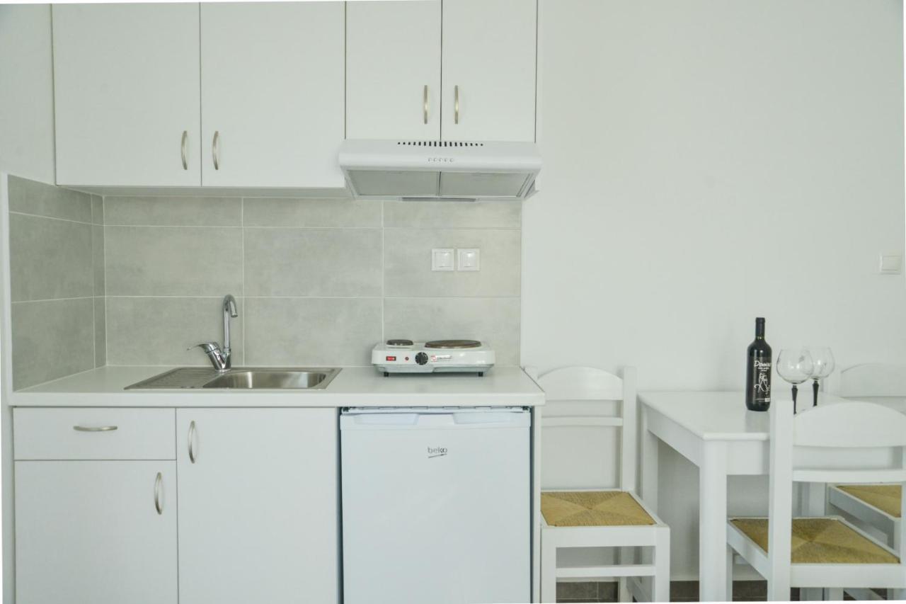 Zeras Apartments Adamantas  Екстериор снимка