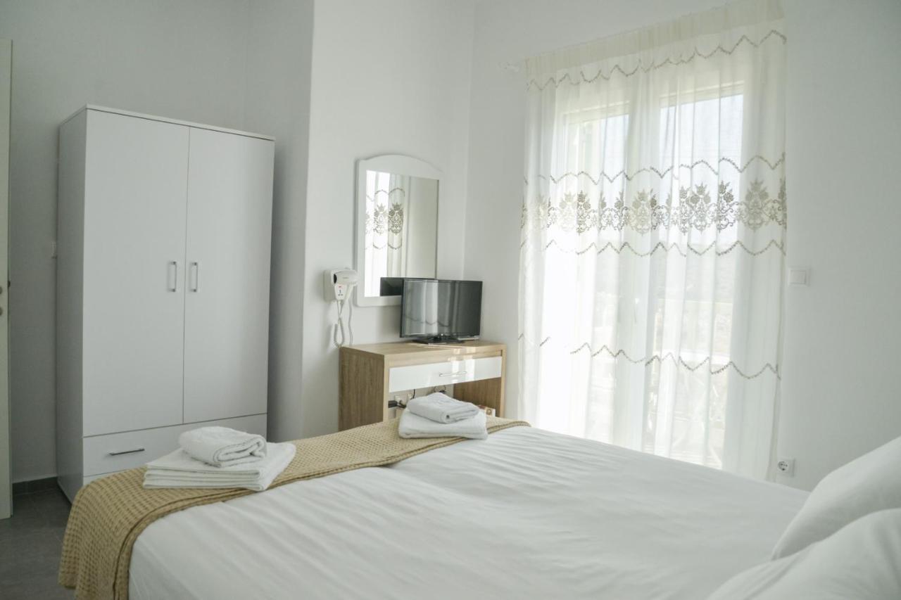 Zeras Apartments Adamantas  Екстериор снимка