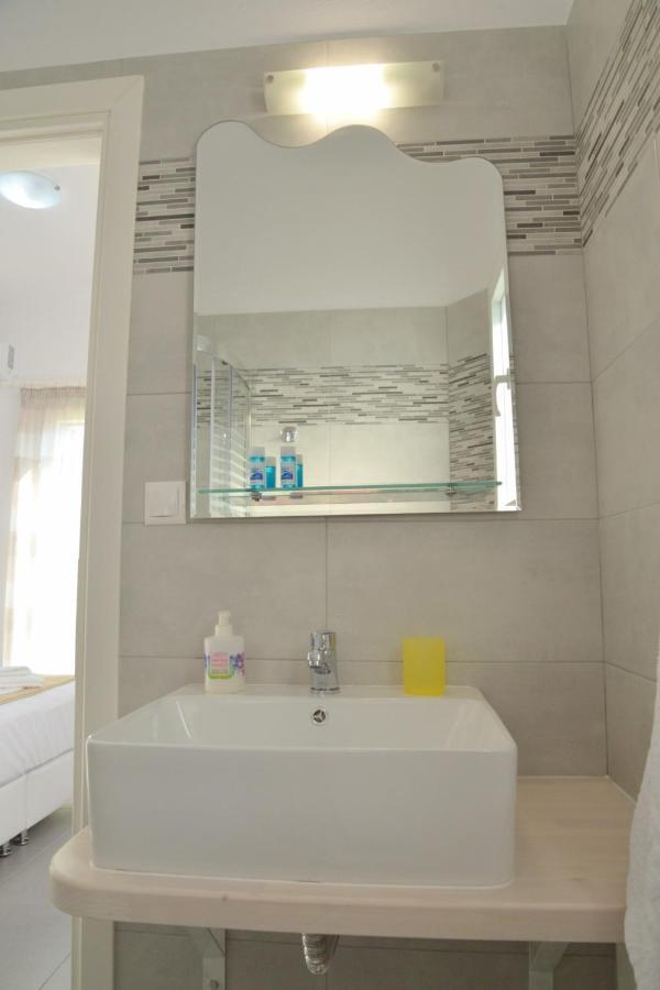Zeras Apartments Adamantas  Екстериор снимка